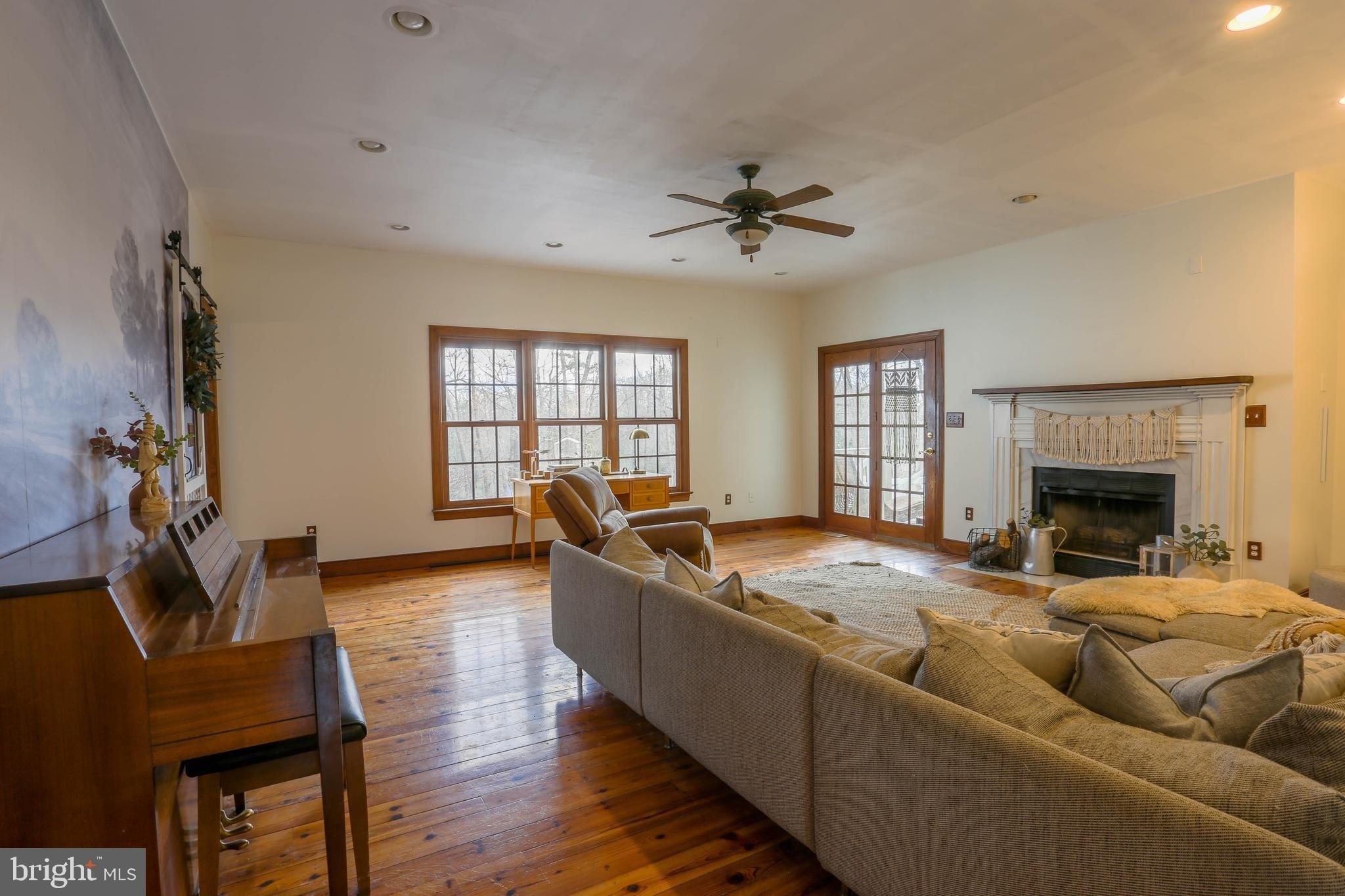 Double Church Rd, Stephens City, VA 22655