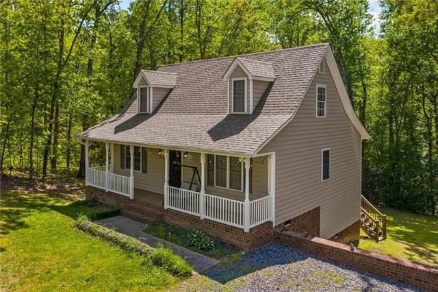 Mount Clair Rd, Chester, VA 23831