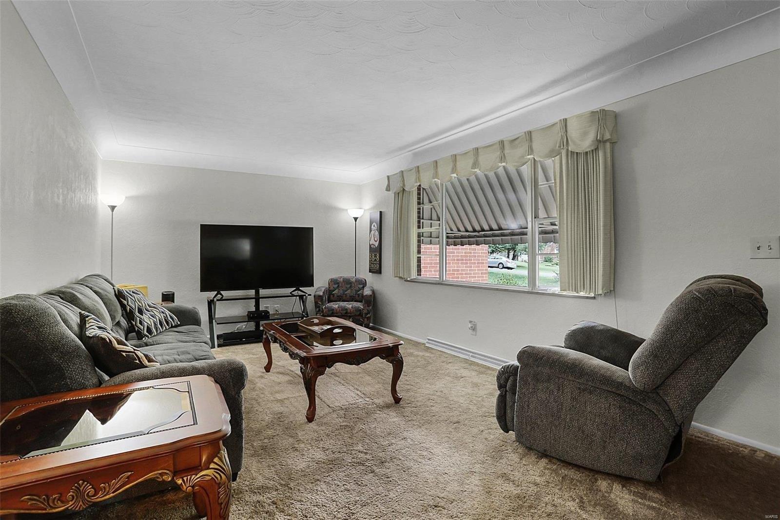 Willoway Ave, East Alton, IL 62024