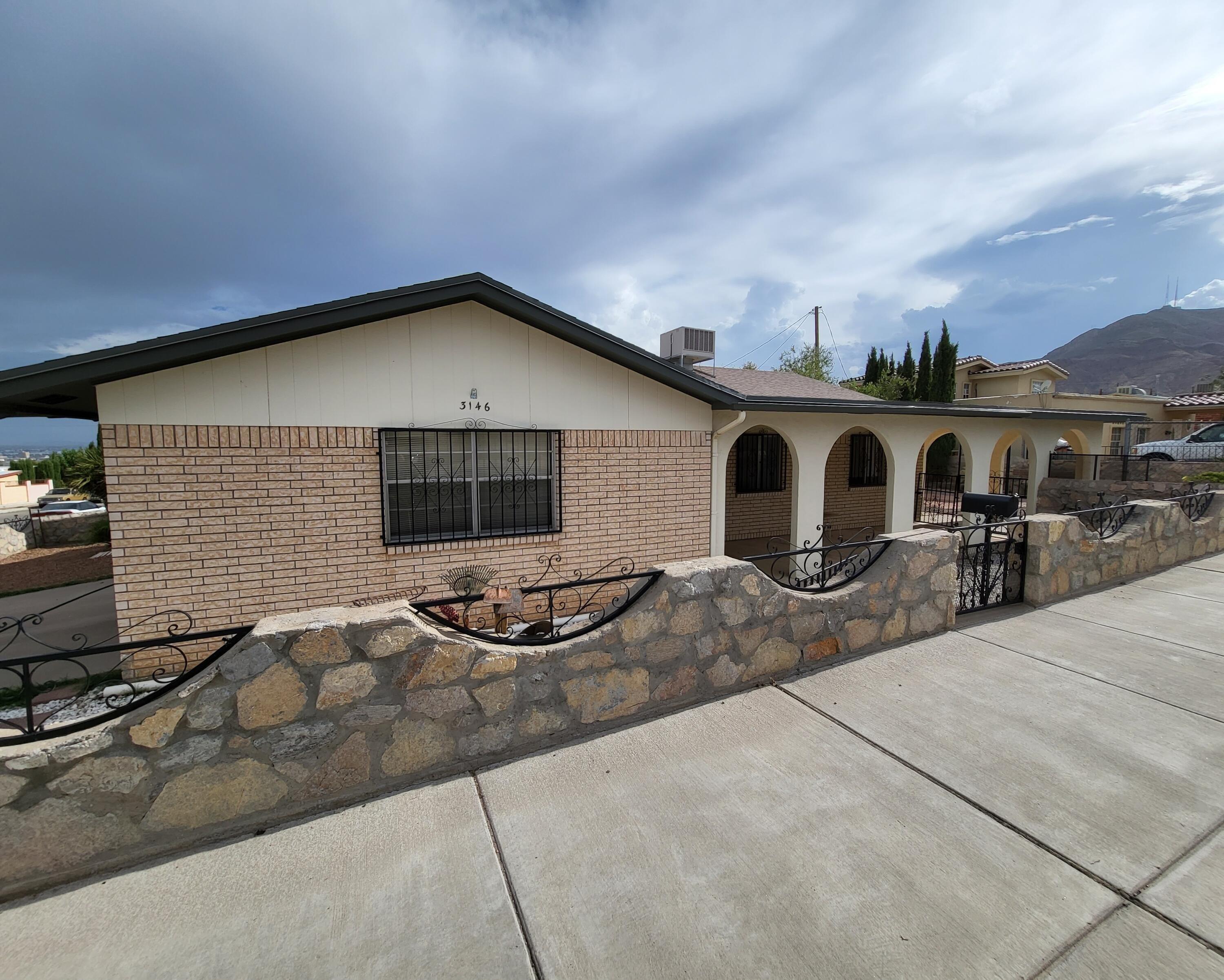 Van Buren Ave, El Paso, TX 79930