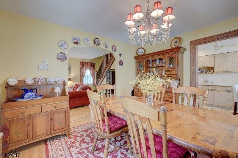 Westview Ave, Roseland, NJ 07068