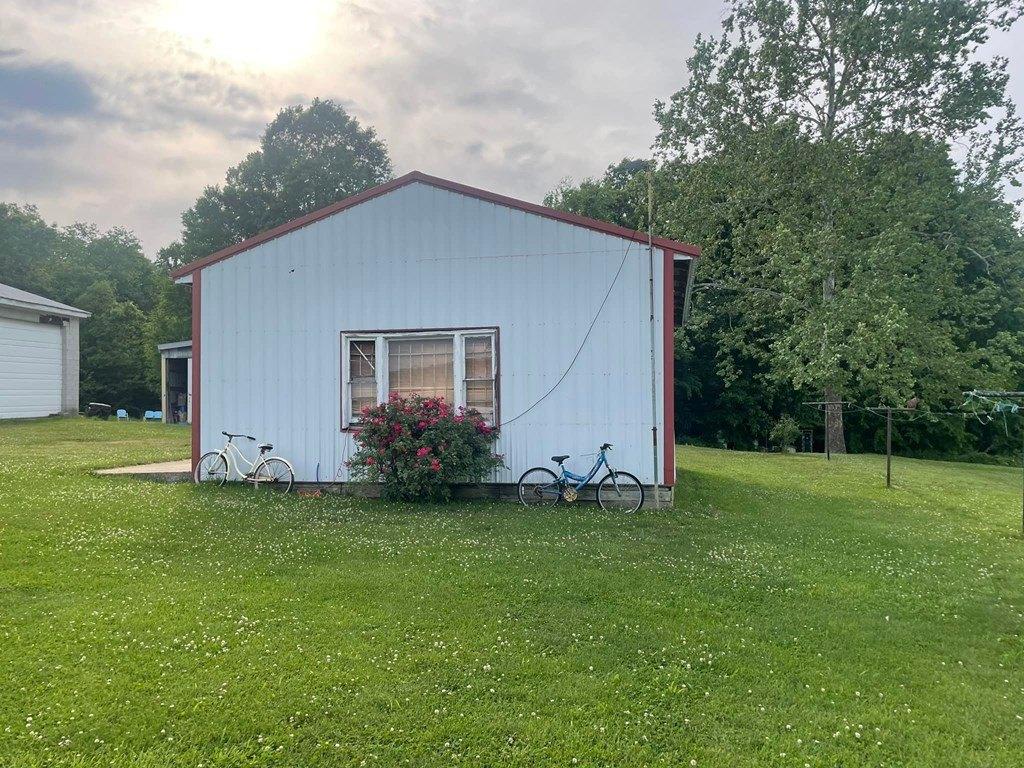 Weir Rd, Elkton, KY 42220
