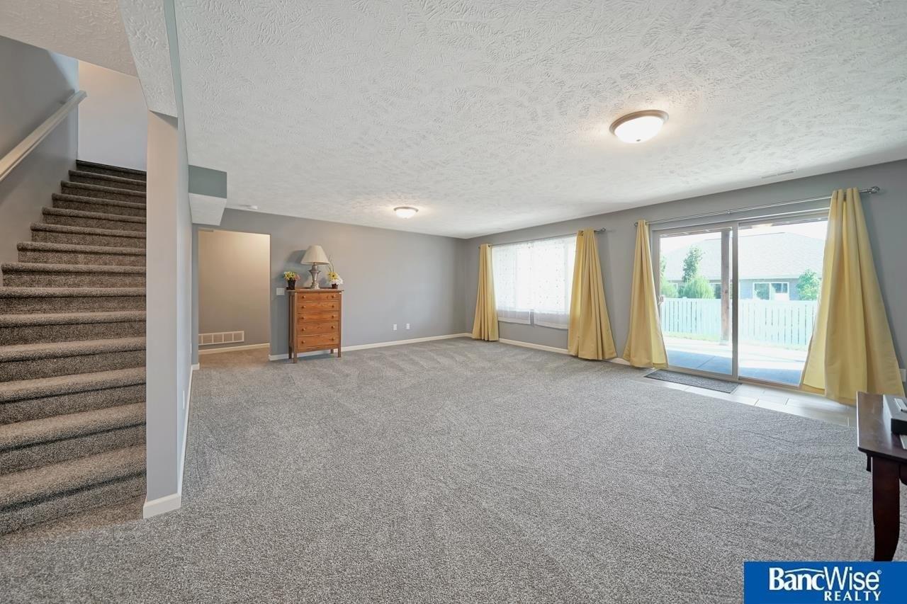 N 100th St, Lincoln, NE 68527