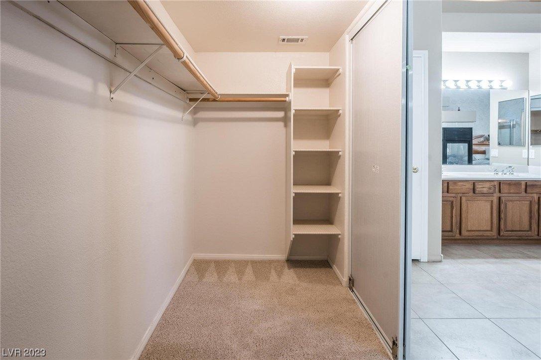 Rainbolt Ln, Henderson, NV 89052