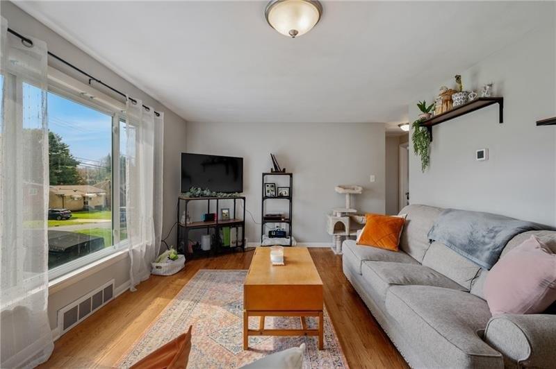 N Meadowcroft Ave, Pittsburgh, PA 15216