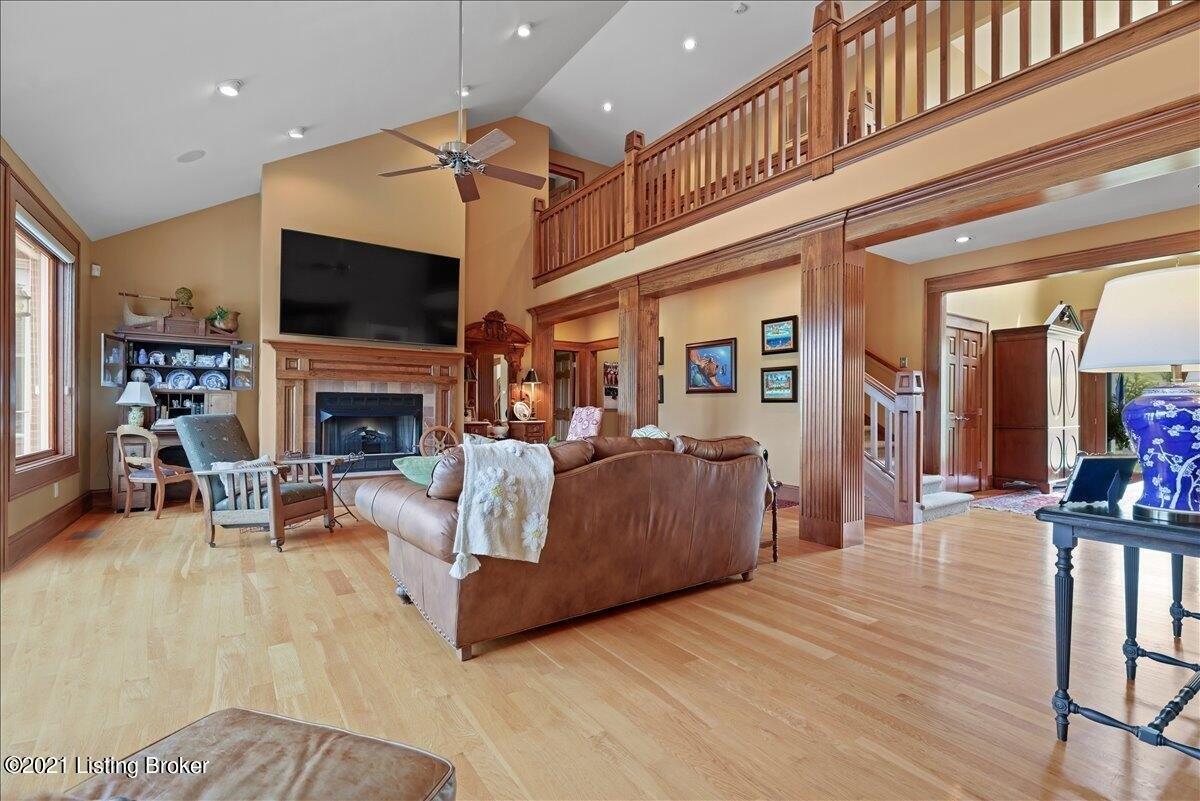 Bass Ct, Whitesville, KY 42378