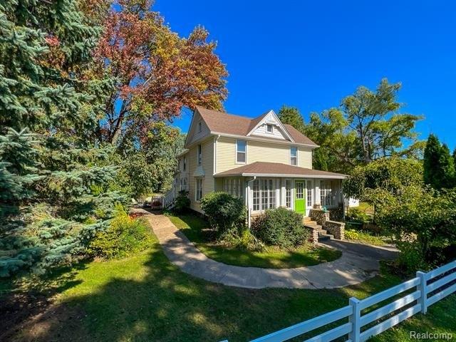 Bogie Lake Rd, White Lake, MI 48383