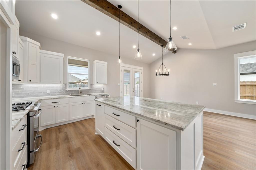 Lindsay Ln, Waco, TX 76706