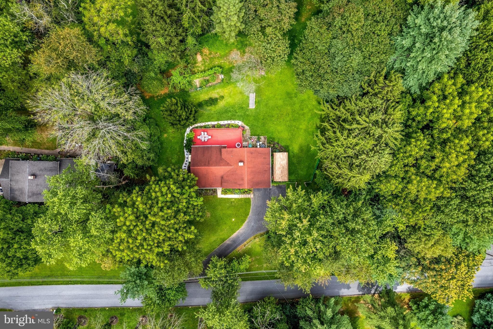 Leslie Ln, West Chester, PA 19382