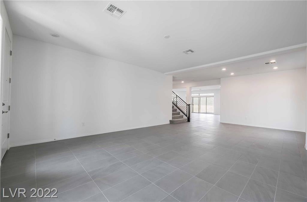 Iron Heart Ln, Las Vegas, NV 89113