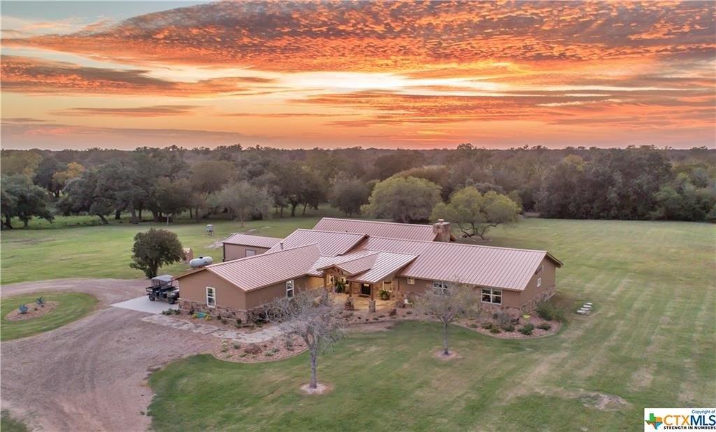 Fm 822, Edna, TX 77957