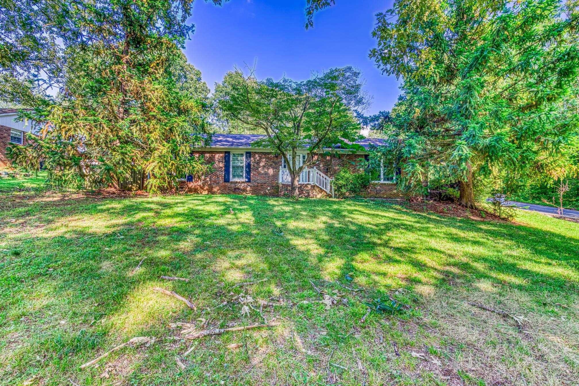 Bradford St, Florence, AL 35633