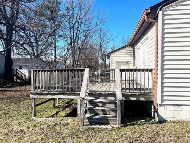 Pine Ave, Hopewell, VA 23860