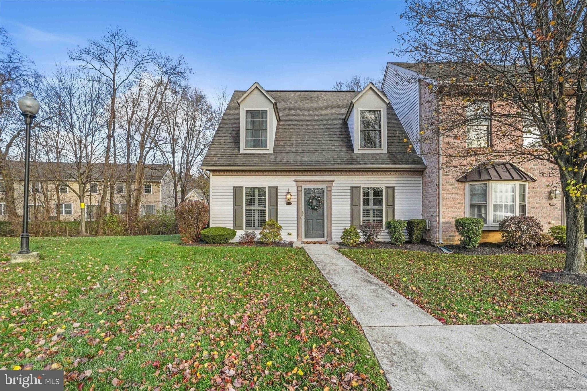 Melbourne Ln, Mechanicsburg, PA 17055