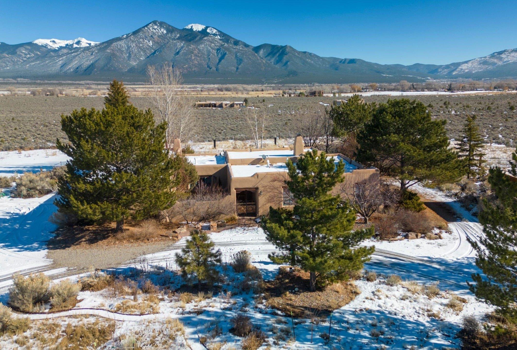 N Mesa Rd, El Prado, NM 87529
