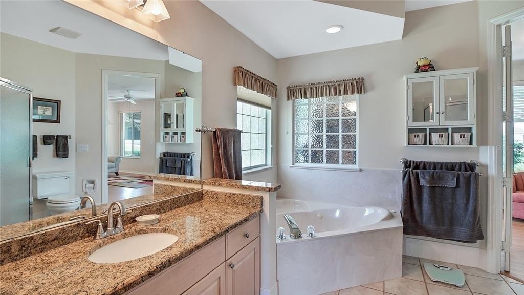 Se 90th Ter, Summerfield, FL 34491