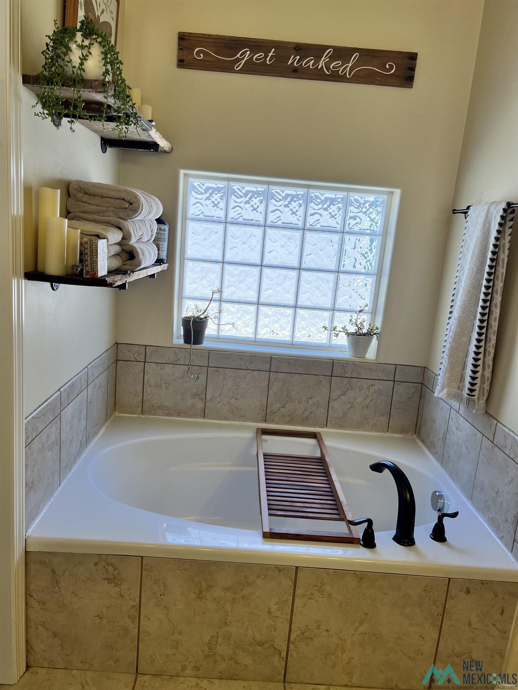 Hays Dr, Carlsbad, NM 88220