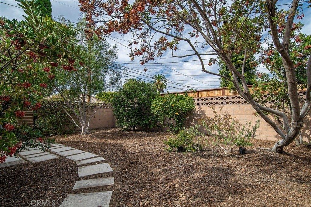 Magnolia Ave, Long Beach, CA 90806