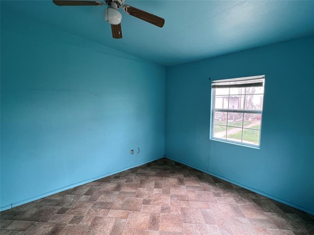 Poplar St, Abilene, TX 79602