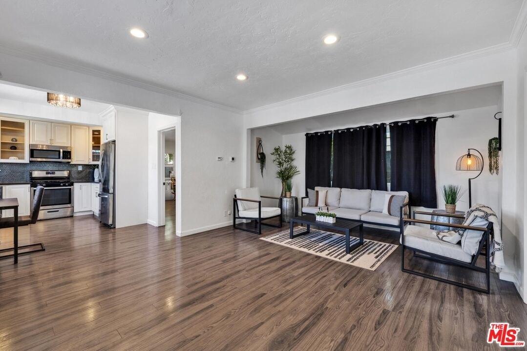 Machrea St, Tujunga, CA 91042