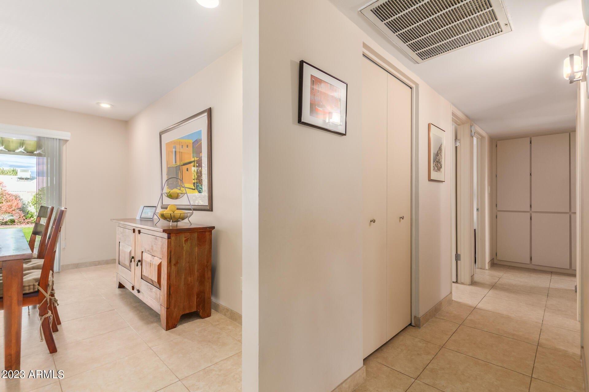 E Sierra St, Phoenix, AZ 85028