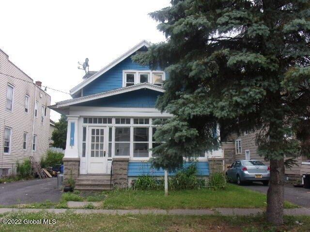 Walter St, Albany, NY 12204