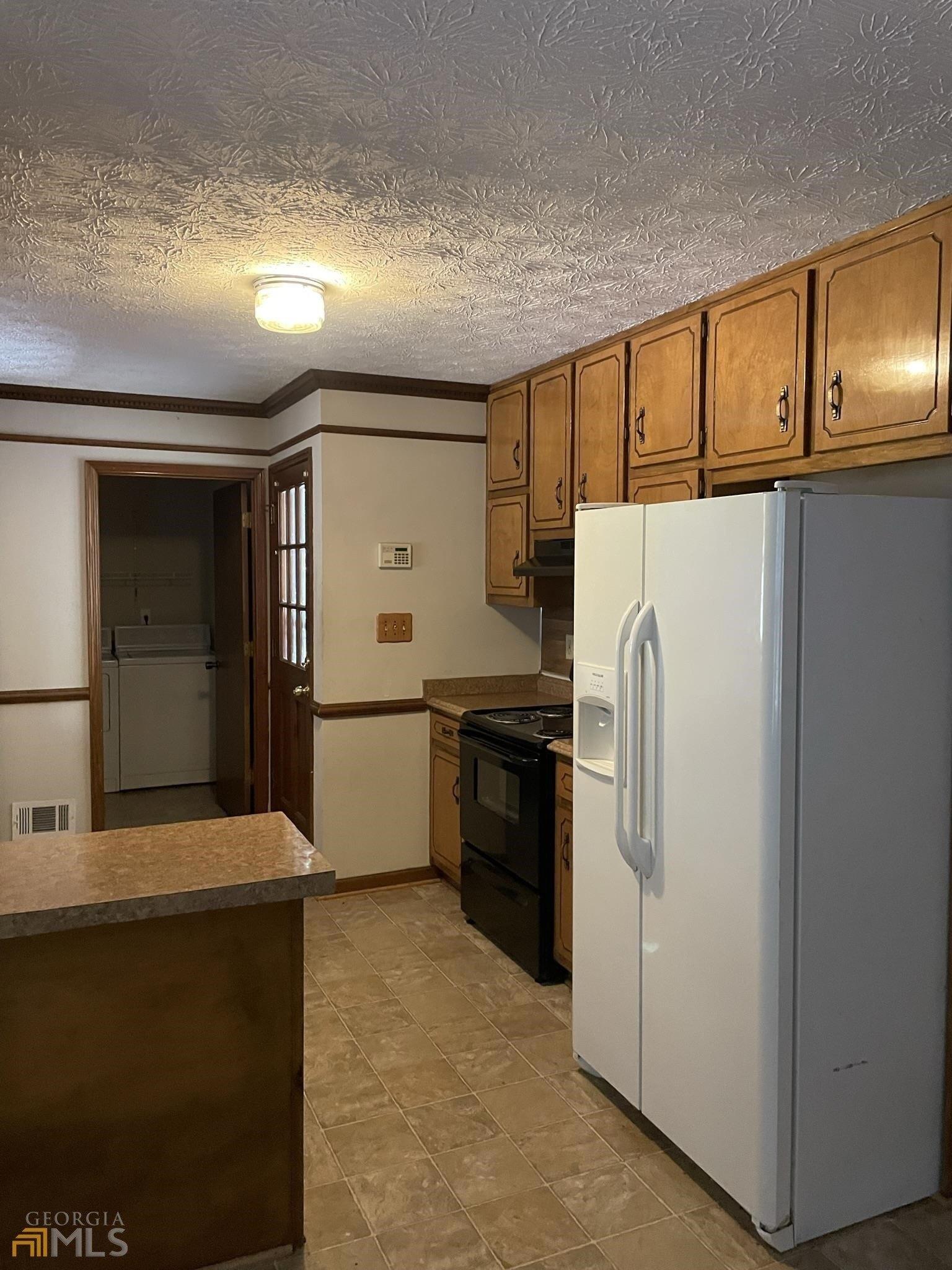Highland Cir, Mcdonough, GA 30253