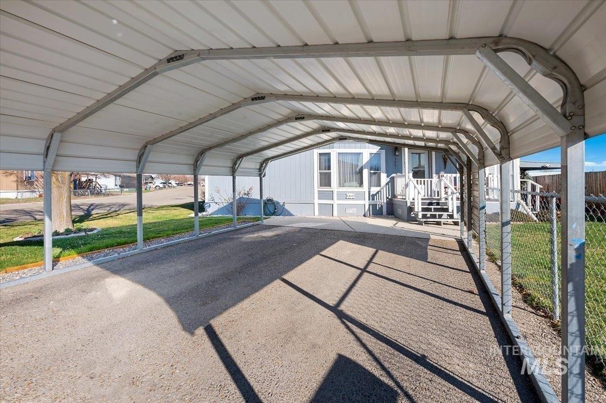 Powderhorn Dr, Caldwell, ID 83605