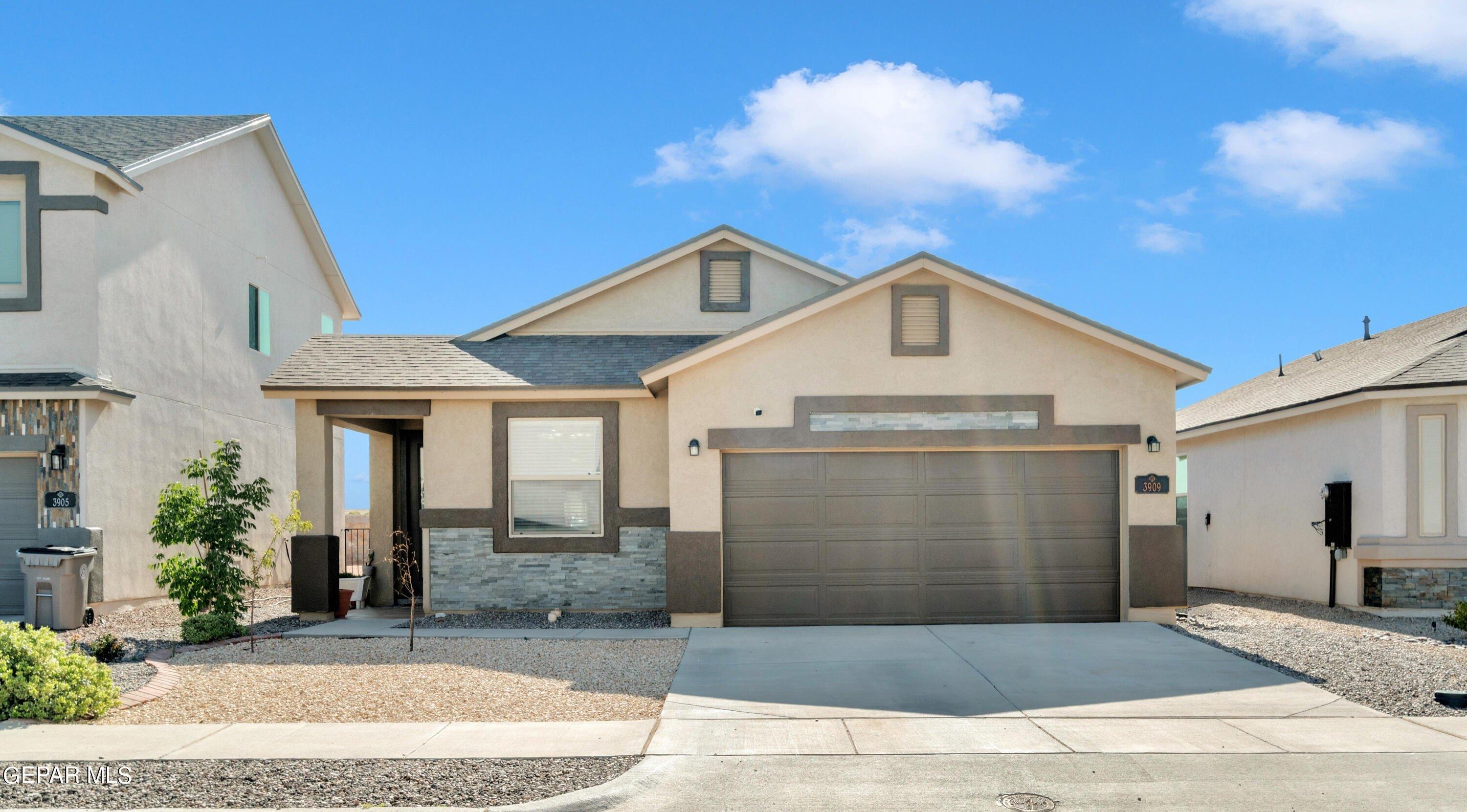 Desert Bluff Dr, El Paso, TX 79938