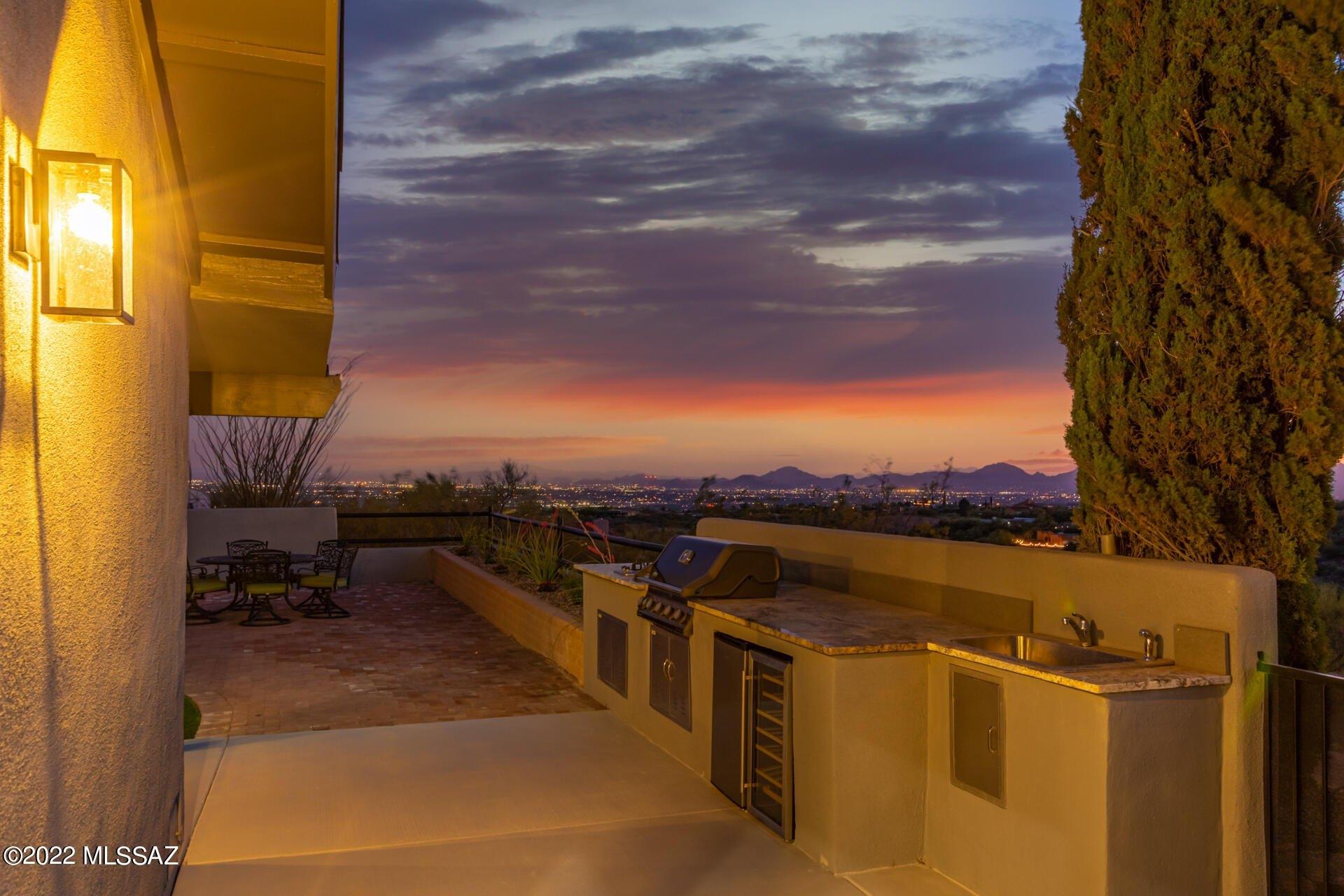 E Paseo Cimarron, Tucson, AZ 85750