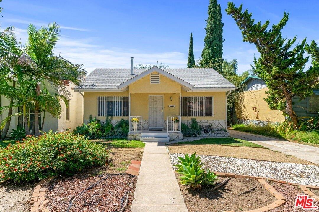 Hollydale Dr, Los Angeles, CA 90039