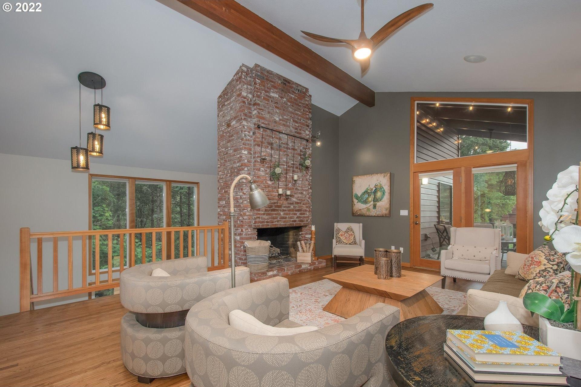 S Sweetbriar Rd, West Linn, OR 97068