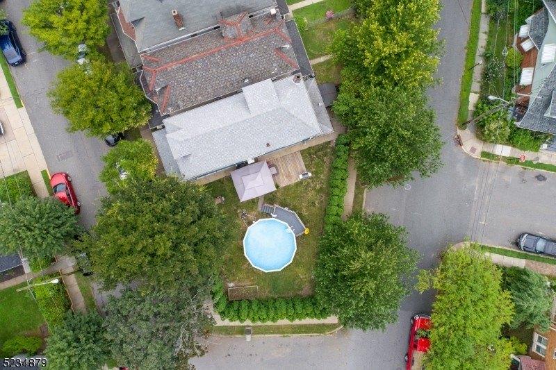Lewis St, Phillipsburg, NJ 08865