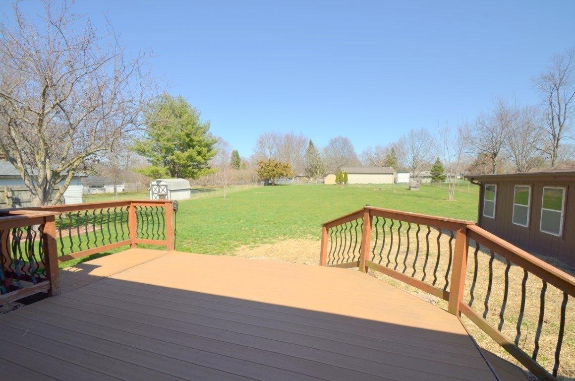 Lockwood Dr, Rockford, IL 61109