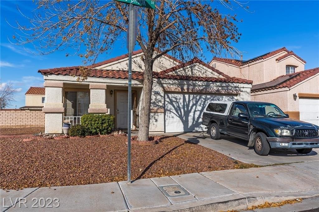Rising Brook Dr, Henderson, NV 89011