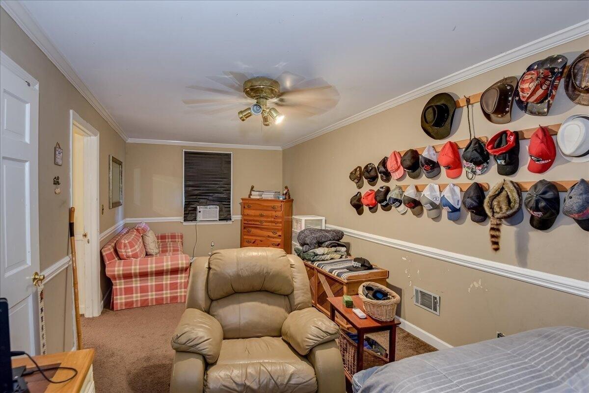 Walker St, Warrenville, SC 29851