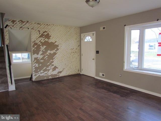 Ivy Hall Ln, Sicklerville, NJ 08081