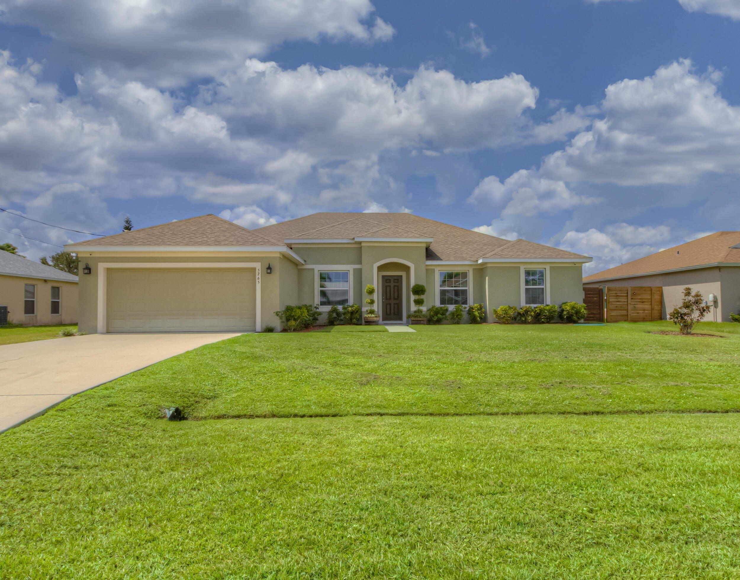 Nw East Delwood Dr, Port Saint Lucie, FL 34986