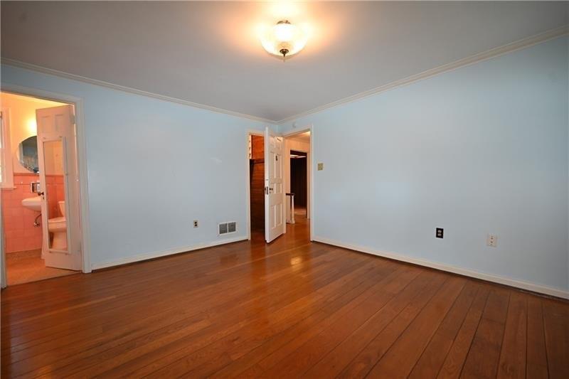 Walnut St, Pittsburgh, PA 15218