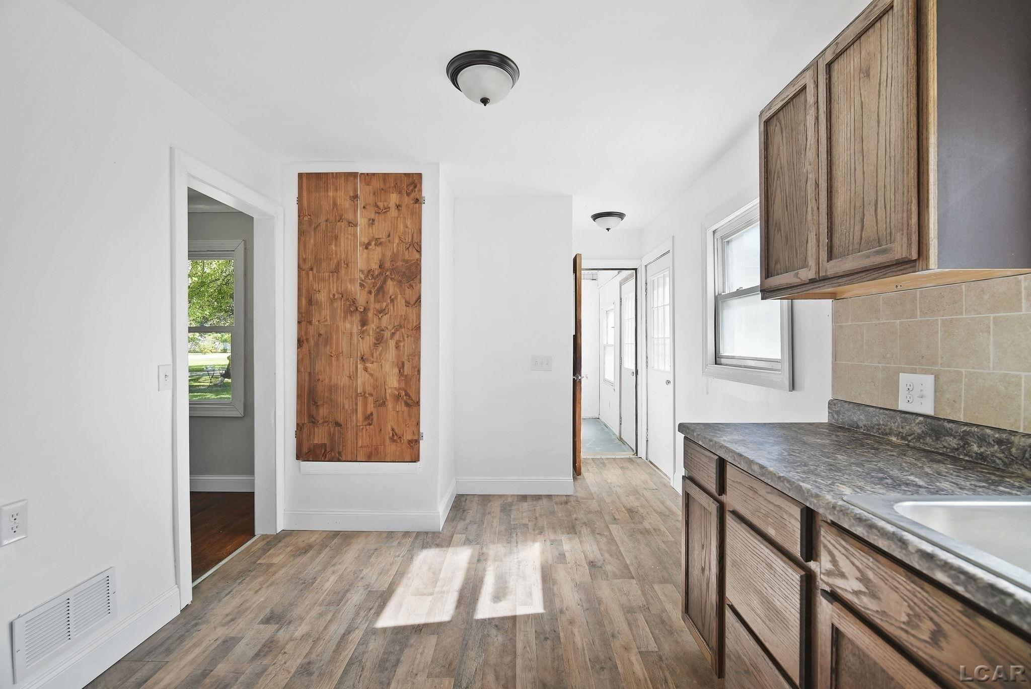 Fairview Dr, Adrian, MI 49221