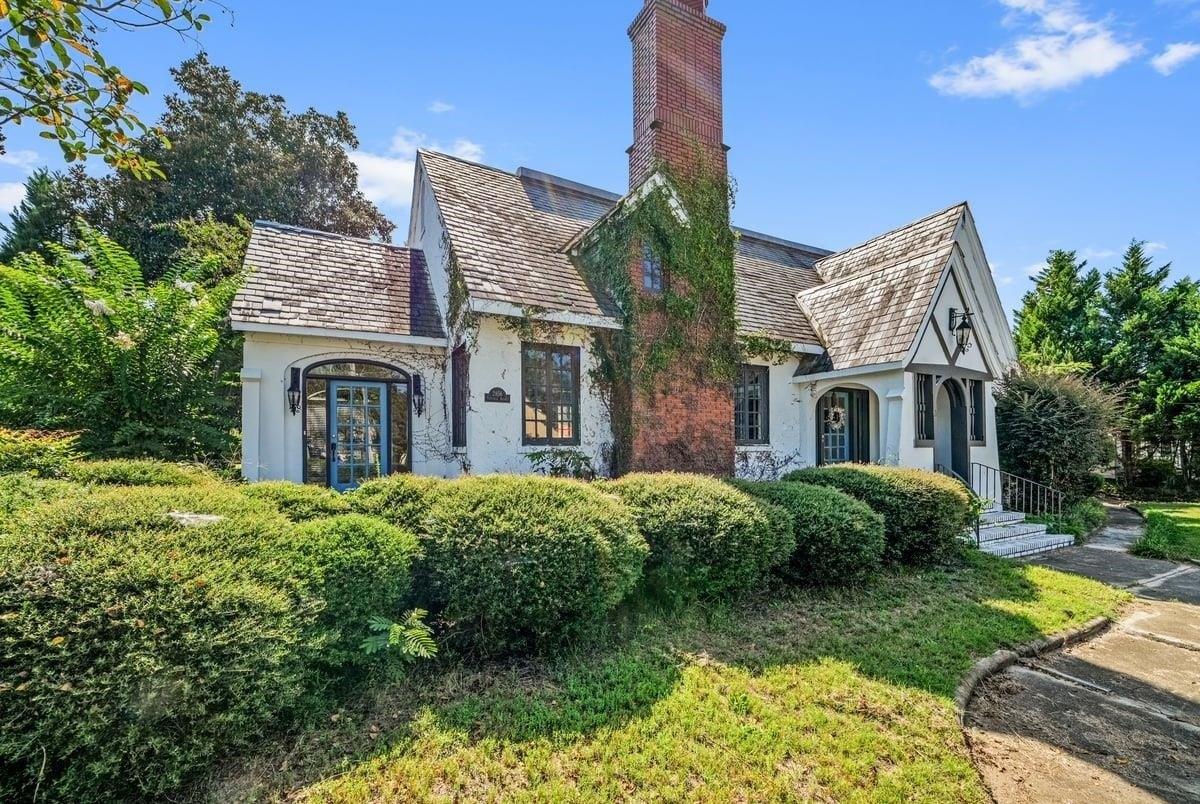 Vineville Ave, Macon, GA 31204