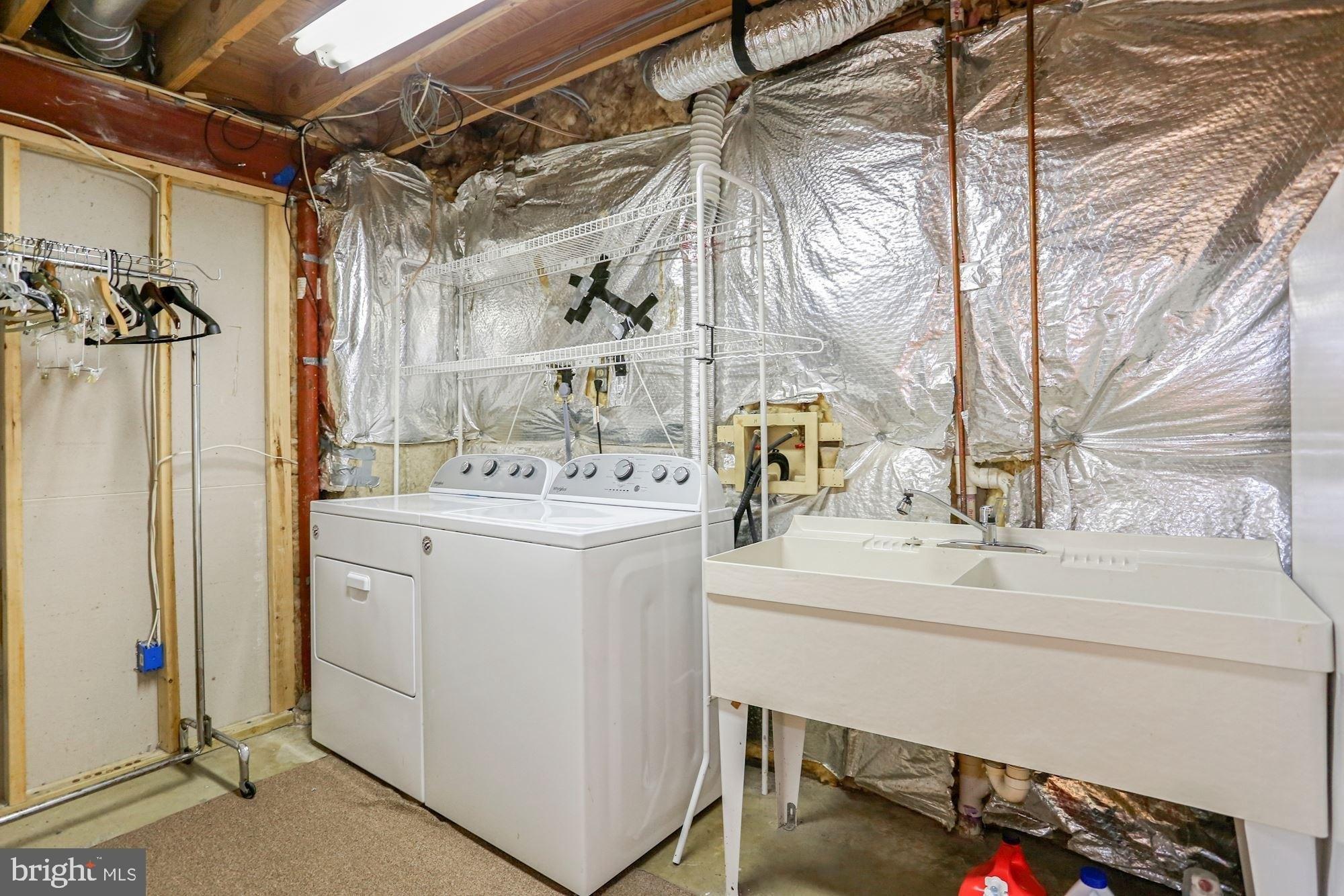 Redwood Ln, Alexandria, VA 22310