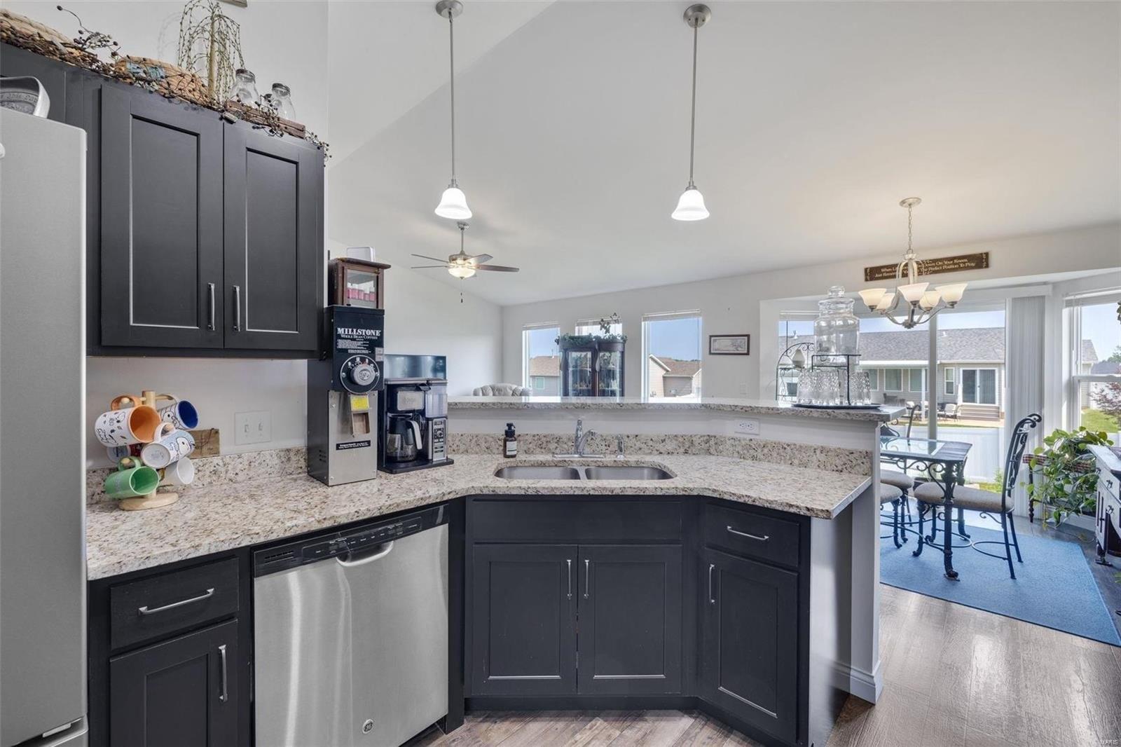 Falcons Way, Wright City, MO 63390
