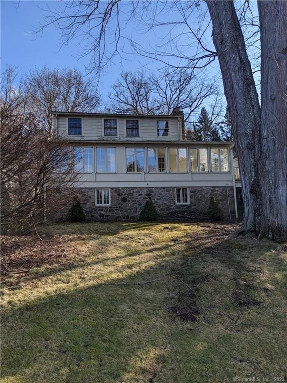 White Birch Dr, Guilford, CT 06437