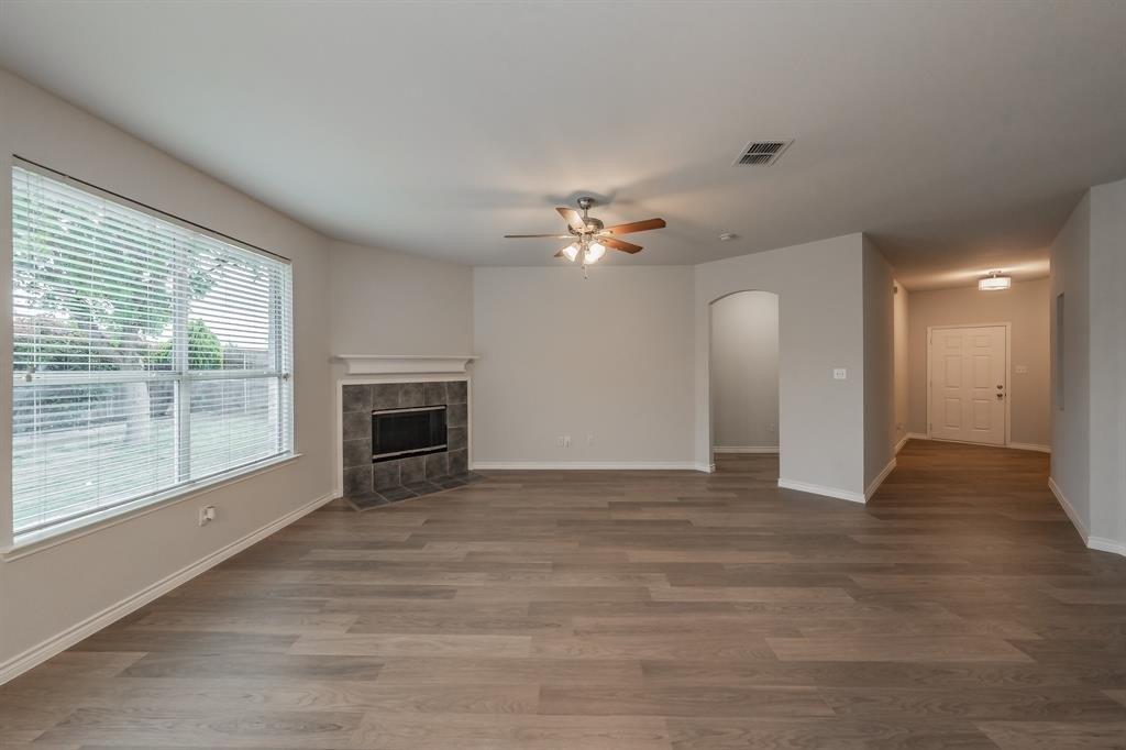Bay Lake Dr, Fort Worth, TX 76179