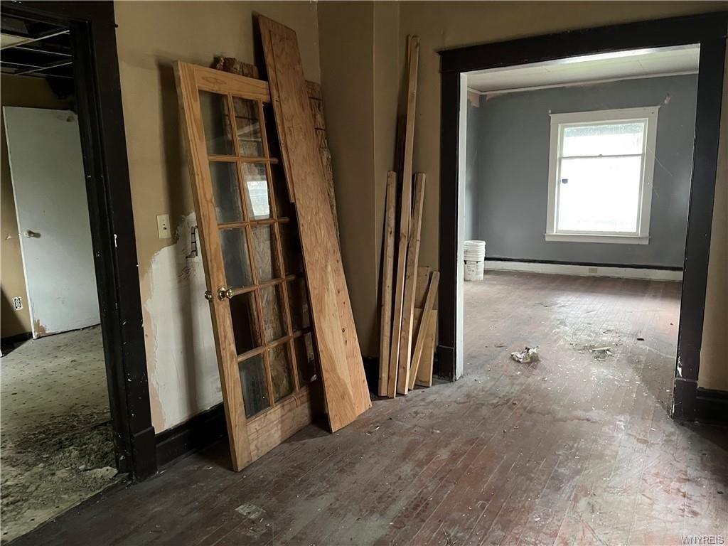 Townsend Pl, Niagara Falls, NY 14301