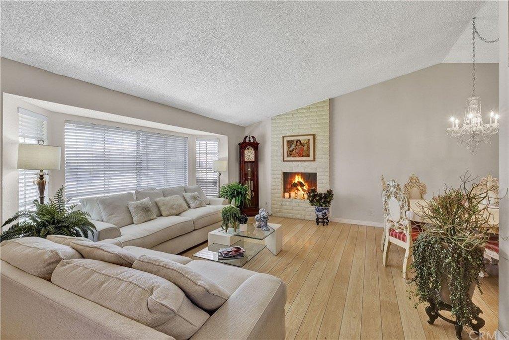 W Arbeth St, Rialto, CA 92377