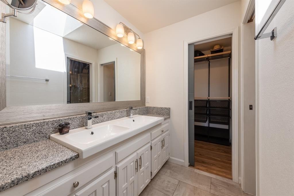 Matterhorn Dr, Wichita Falls, TX 76310