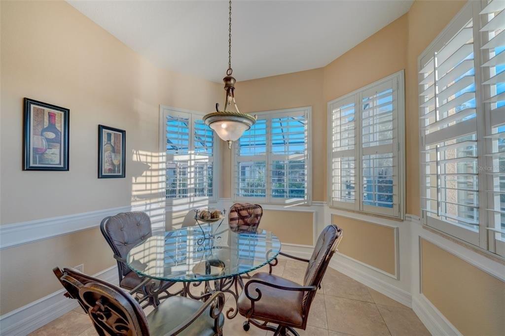 Manatee Ln, Tarpon Springs, FL 34689