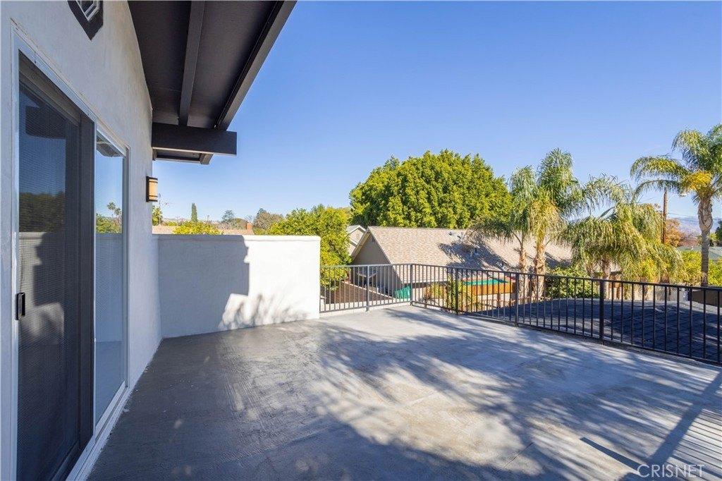 Louise Ave, Granada Hills, CA 91344
